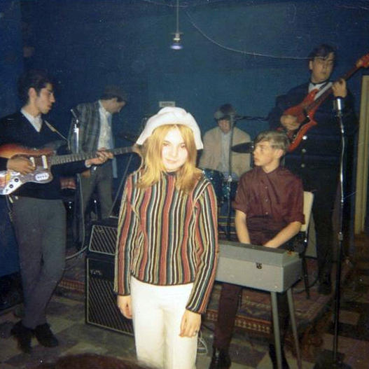 The
                              005